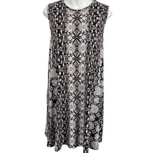 Nicole Miller | Dresses | Nicole Miller Black Dress With Gold Pattern |  Poshmark